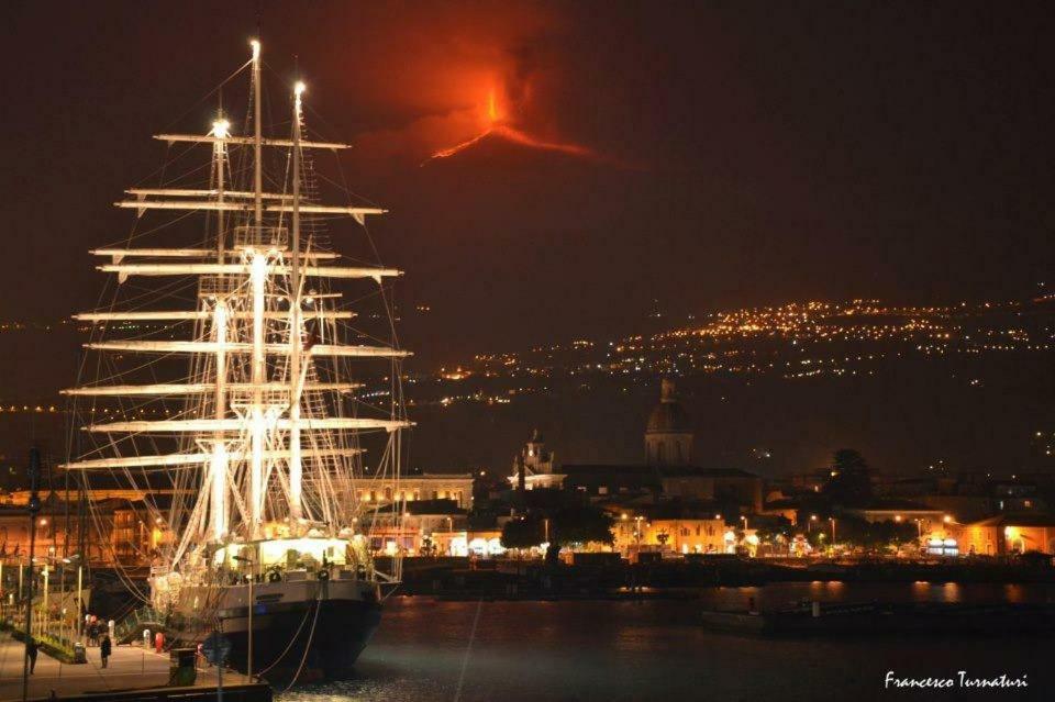 ריפוסטו House In Sicily Etna Beach מראה חיצוני תמונה